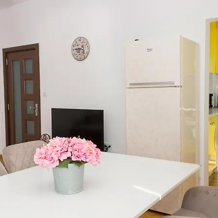 Feel At 2bd Flat In By Flat Mаnаger Apartment *